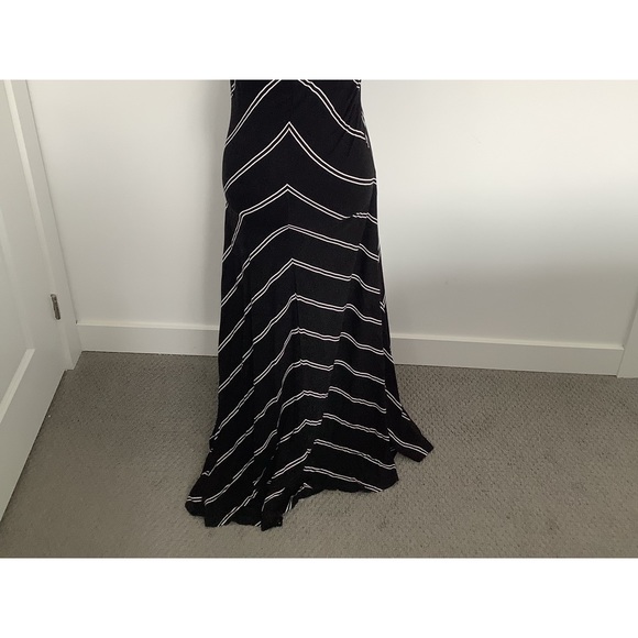 Black maxi dress - Picture 3 of 4